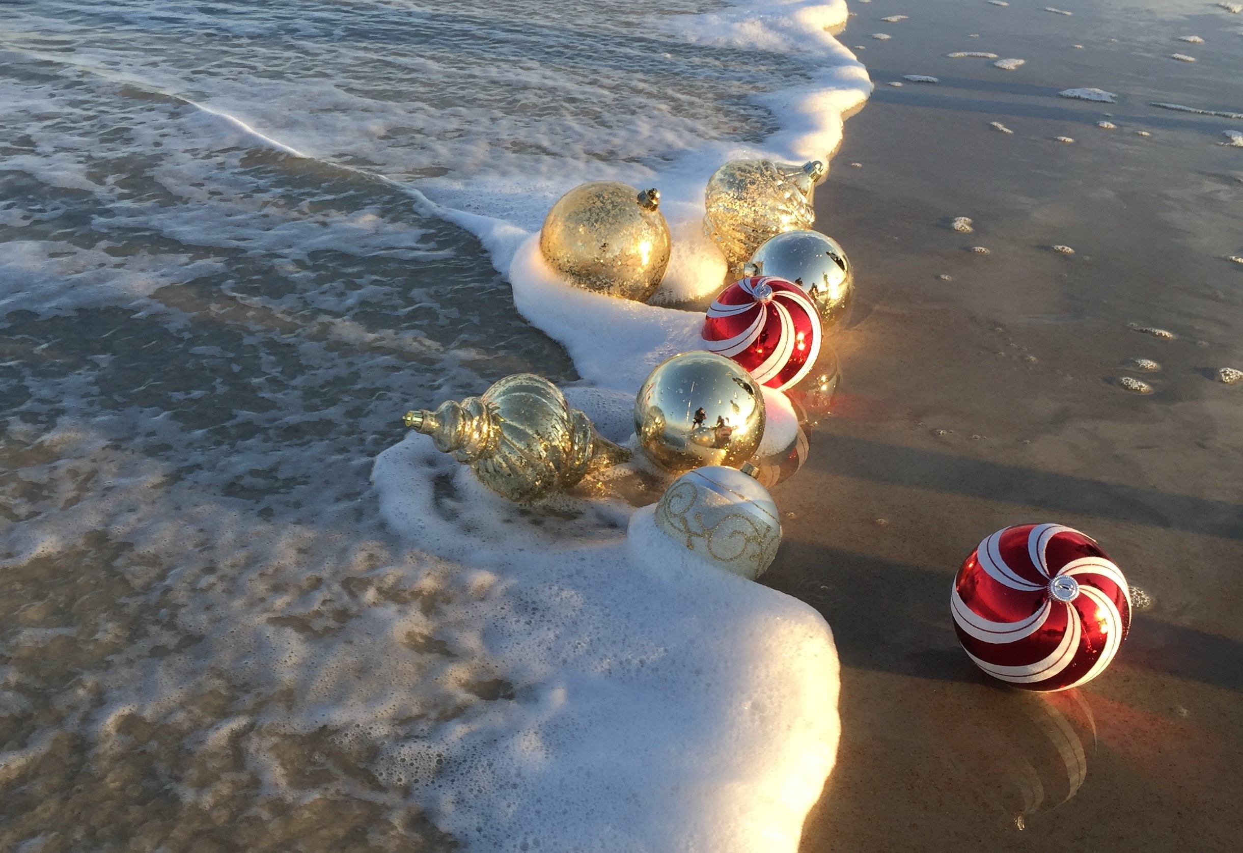 Christmas decorations in the surf